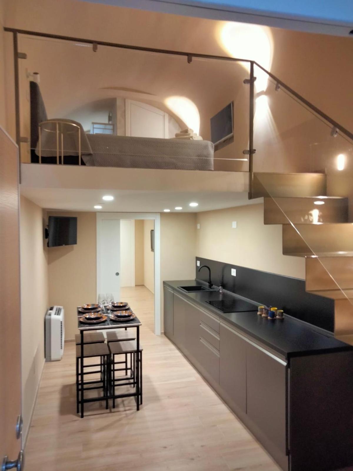 דירות בארי Beata Elia Loft מראה חיצוני תמונה